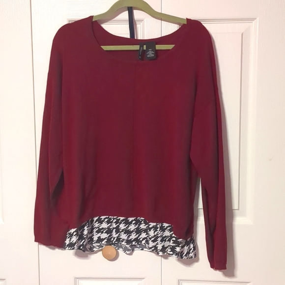 Burgundy sweater - Picture 1 of 5